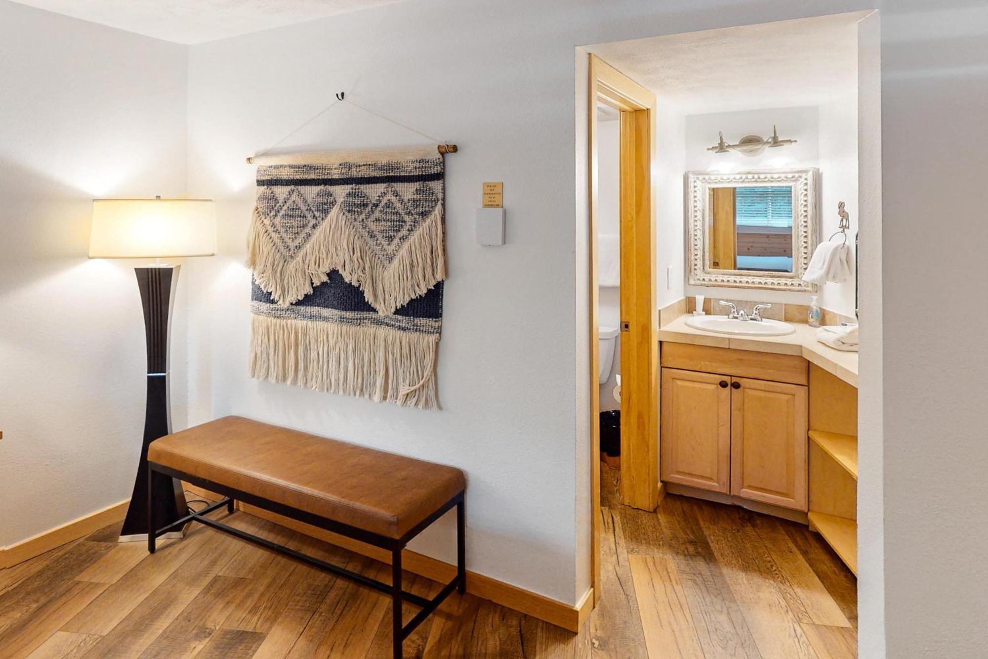 Ajs Outpost - Ski-In Condo - Fireplace & Hot Tub Breckenridge Εξωτερικό φωτογραφία